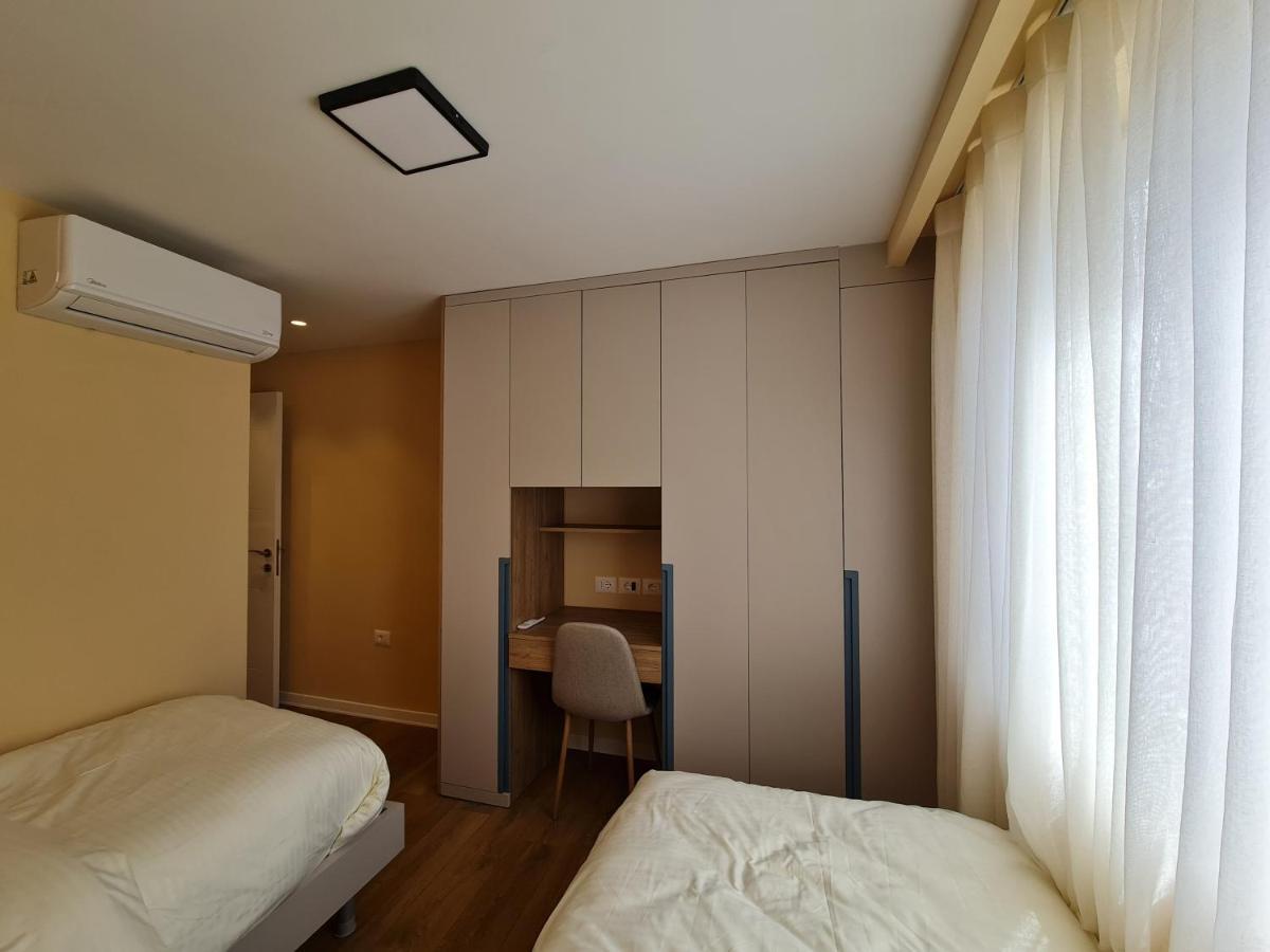 Adore - Modern Apartment Tiranë Ngoại thất bức ảnh